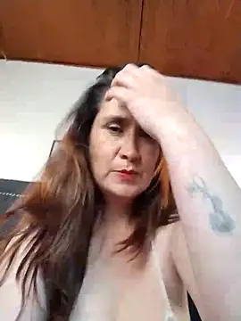 Maturetitsx69 webcam