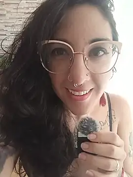 Melinerd Live Webcam on Stripchat