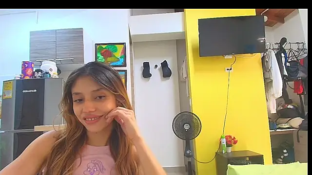 Watch Alaiapink live on EroticFlix - High definition streams