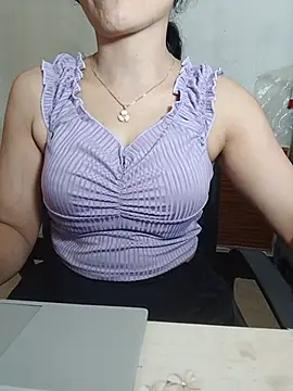 Chanchal--Navya live cam on StripChat
