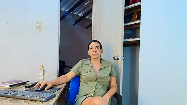 Oh_Tique webcam