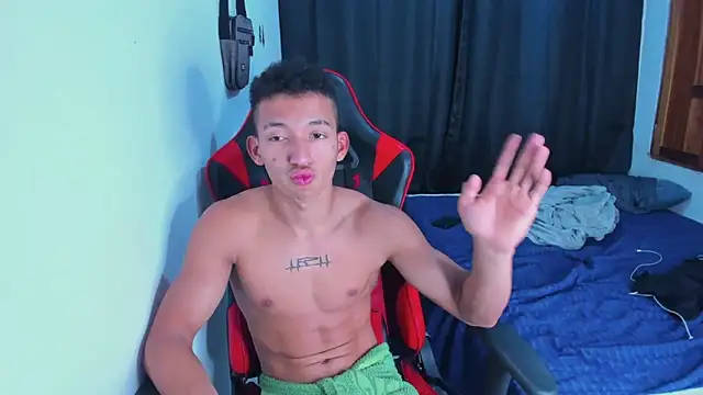 JuanchiT66 webcam
