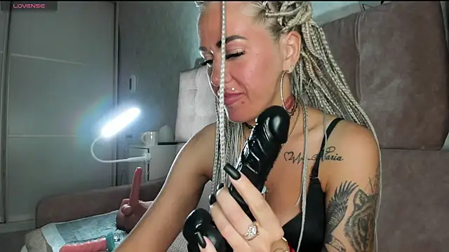 Kira_Key webcam