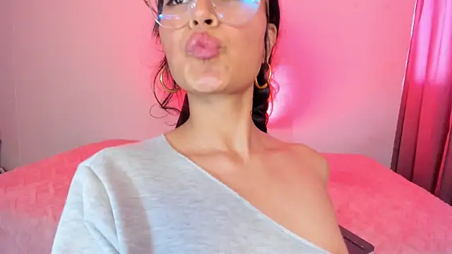 Sophiie_dreams webcam