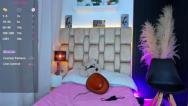 little_sophie18 webcam