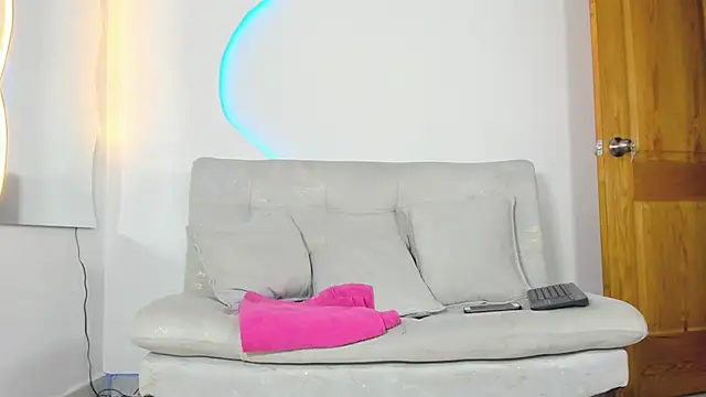 ArohomLester_ webcam