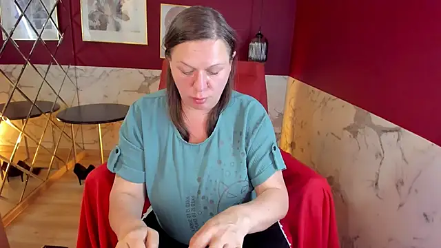 KellyPerfection webcam
