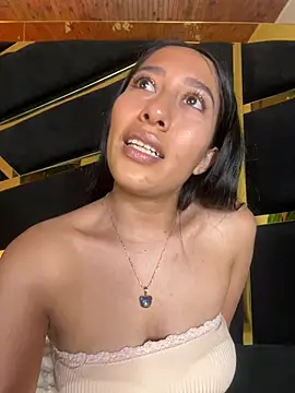 Watch Amelia_Rivas live on EroticFlix - High definition streams