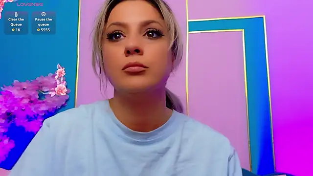 AriannaSins webcam