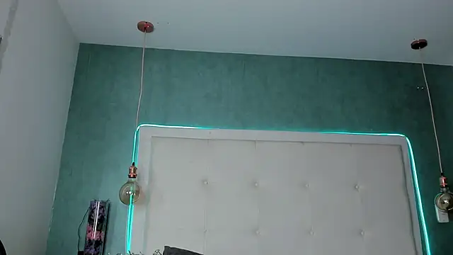 mia_gomez7 webcam