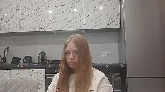 KarinaBestie webcam