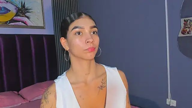 LauraAristizabal webcam