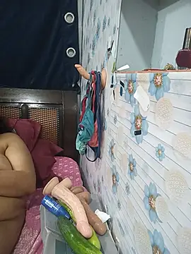 tina8th (F young) - Full nude fingering on live