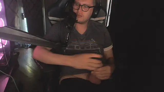 chicostick413 webcam