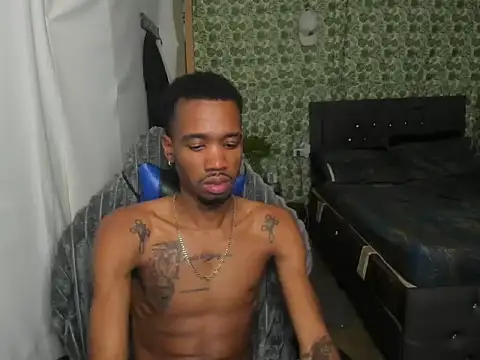 Kofi_exotic_2 webcam