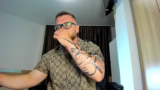 Findom_guy webcam