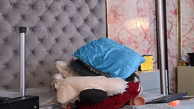 ValeryRossell webcam