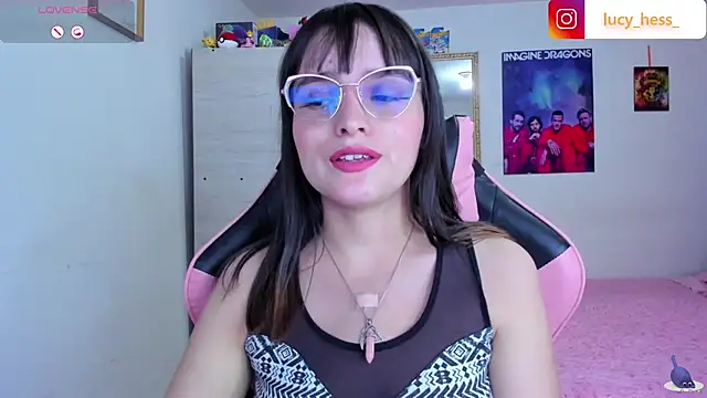 Lucyy-hess webcam