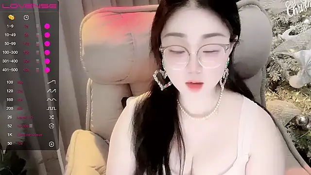 Monica-666888- webcam