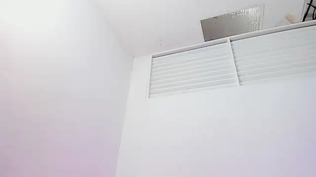 Cleopatra_Trans webcam