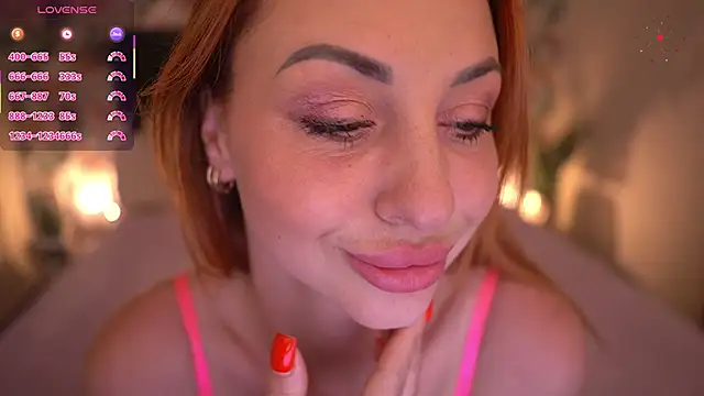 KristiiMax webcam