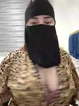 Bisan_sexy webcam