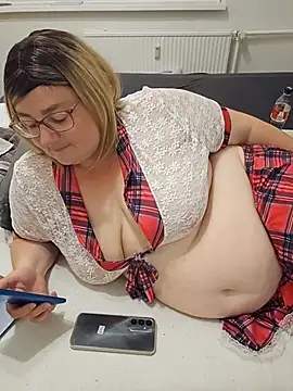 xXLunaBlissXx webcam