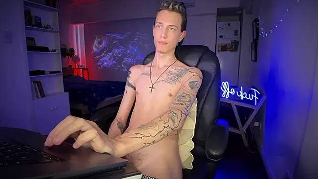 Den_BlueXx webcam