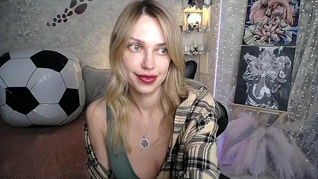 NickyAdamidi webcam