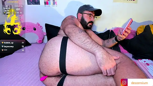 johnnyalx (M young) - Control my toy for 10 min