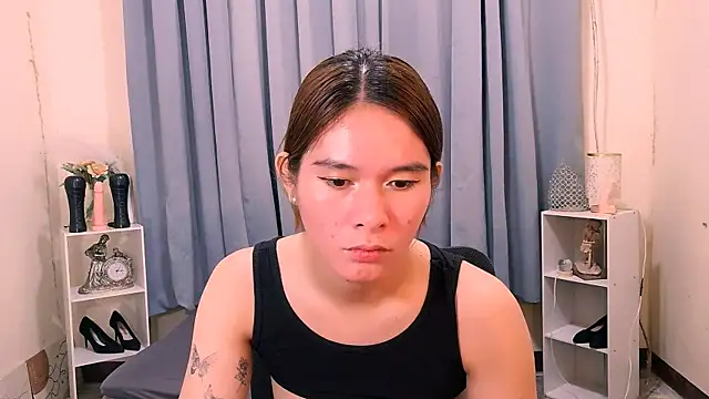 Mimi_Mckinley webcam