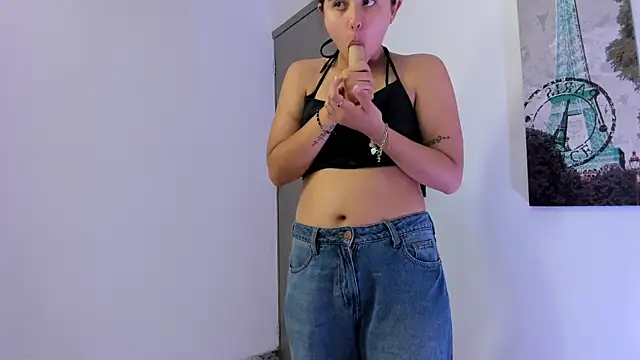 valeria_and_zoe webcam