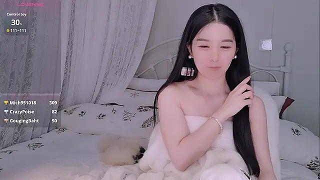 Watch BingLin- live on EroticFlix - High definition streams
