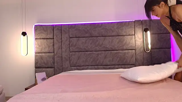 Watch dhalia_lux_ live on EroticFlix - High definition streams
