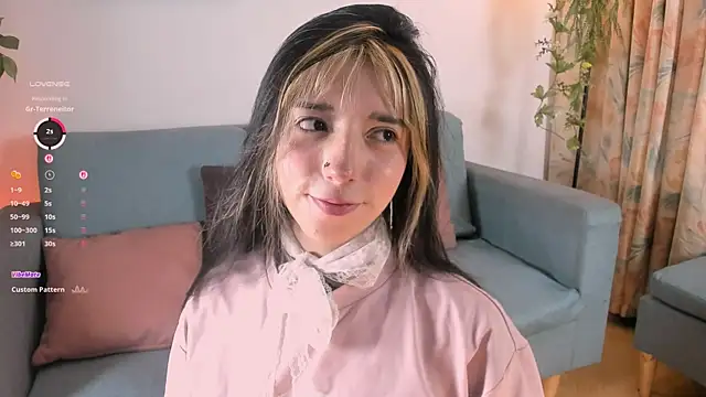 aisha_bx webcam