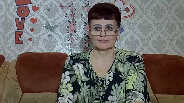 PaulaGolden live cam on StripChat