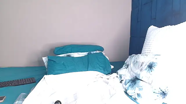 Watch SexyBootyAlpha live on EroticFlix - High definition streams