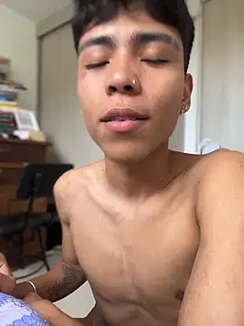 Ssongieyy - Male webcam sex chat
