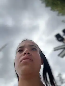 juanitamore01 (F young) - Off panty in the park 🤫😈😈🤫🤫
