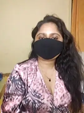 Sravvi499 webcam