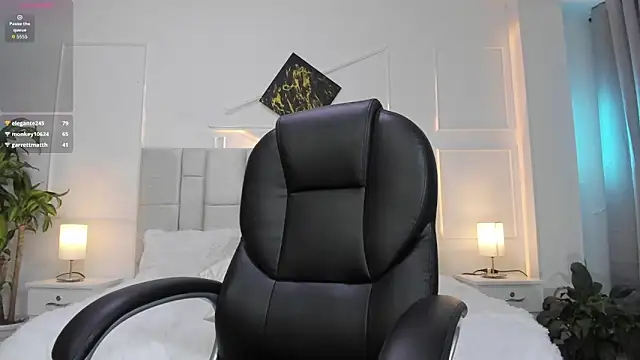 sara_stormy