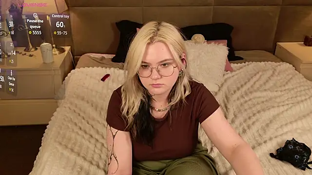 Ivy_Marlowe webcam