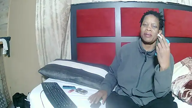 JoycyQueen webcam