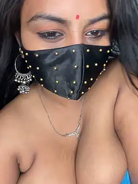 hot8178 (F young) - Niple suck with chocolate syrum