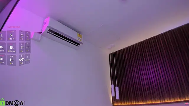 rebecaa_grey webcam