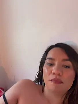 Emma_Jonas webcam