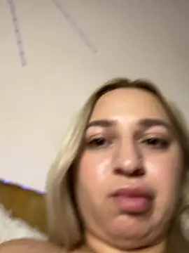 xLexi live cam on StripChat