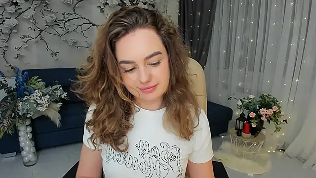 MiracleCurly webcam