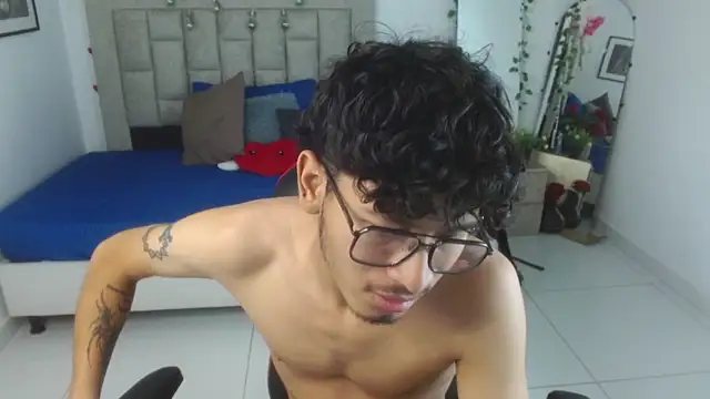 blackfox_desire webcam