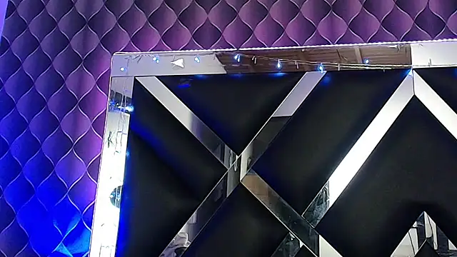 victoriaa_lee_ webcam